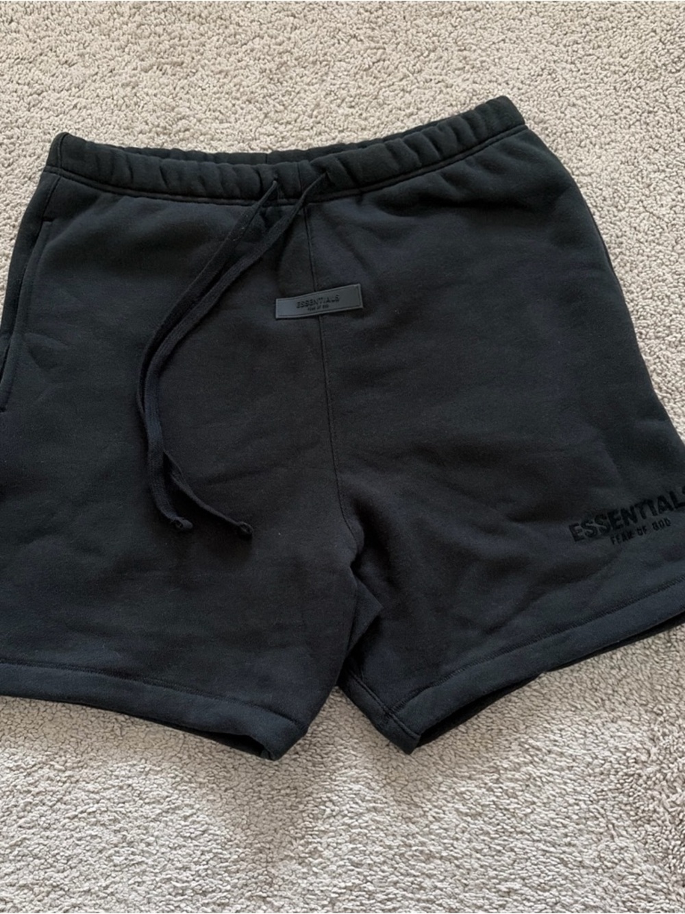 Fear of God Essentials Sweatshorts Stretch Limo SS22 Size Small - NEW